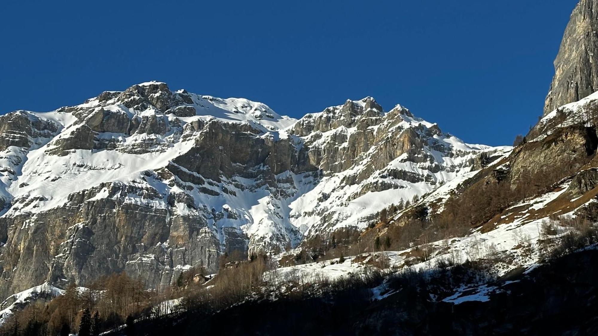 Ferienwohnung Valere B - It'S Magic Gmbh Leukerbad Bagian luar foto